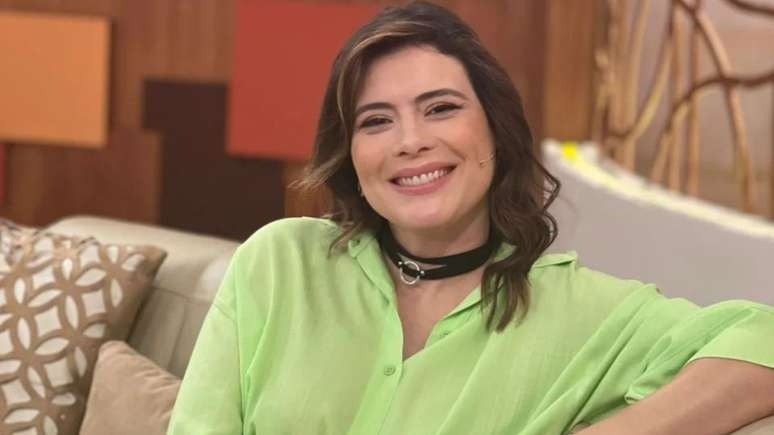 Michelle Loreto encanta ao mostrar momento com filha recém-nascida