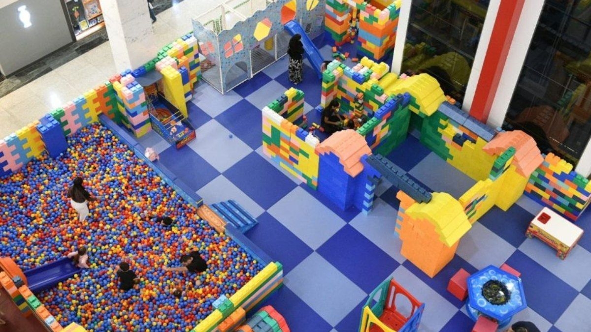 Mundos dos Blocos traz diversão criativa nas férias