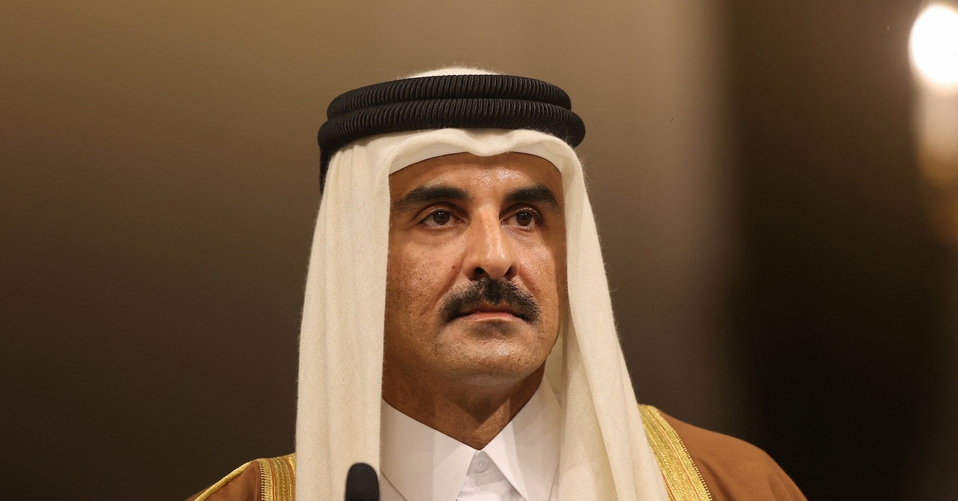 Emir do Catar Discute Conflitos e Energia em Moscou