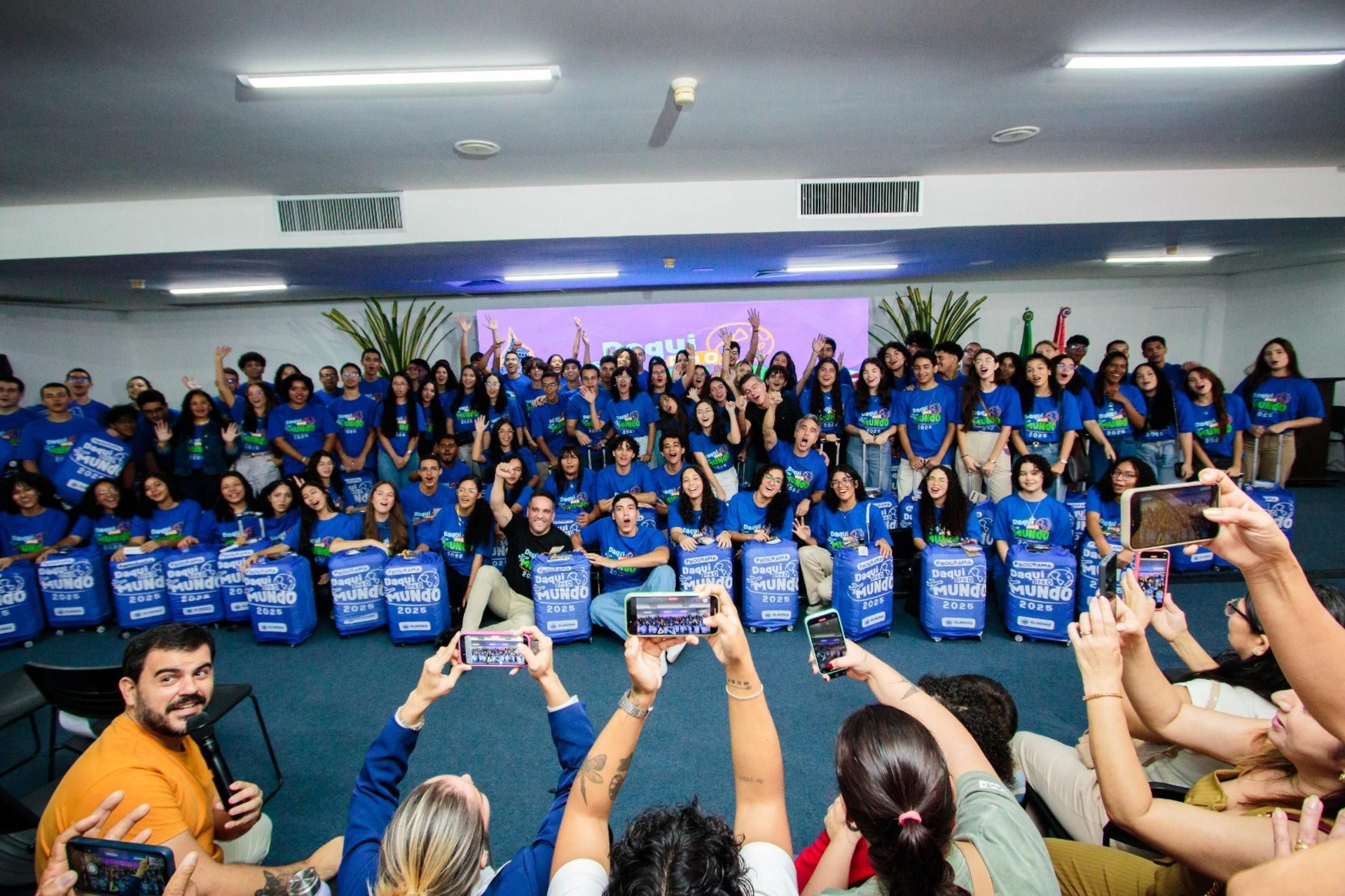 Alunos de Alagoas embarcam para intercâmbio na Inglaterra
