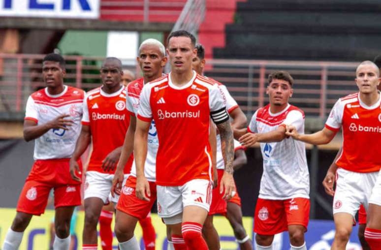 Barra-SC x Internacional pela Copinha: onde assistir, escalações e arbitragem