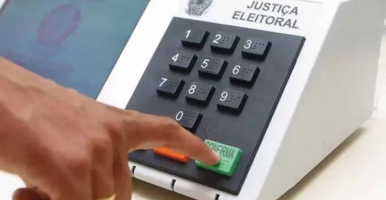 TRE/AL recebe 700 novas urnas eletrônicas para eleições municipais