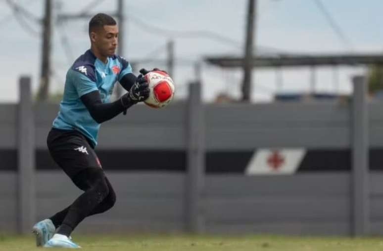 Cria do Vasco, goleiro Pablo revela admiração por ídolos do clube