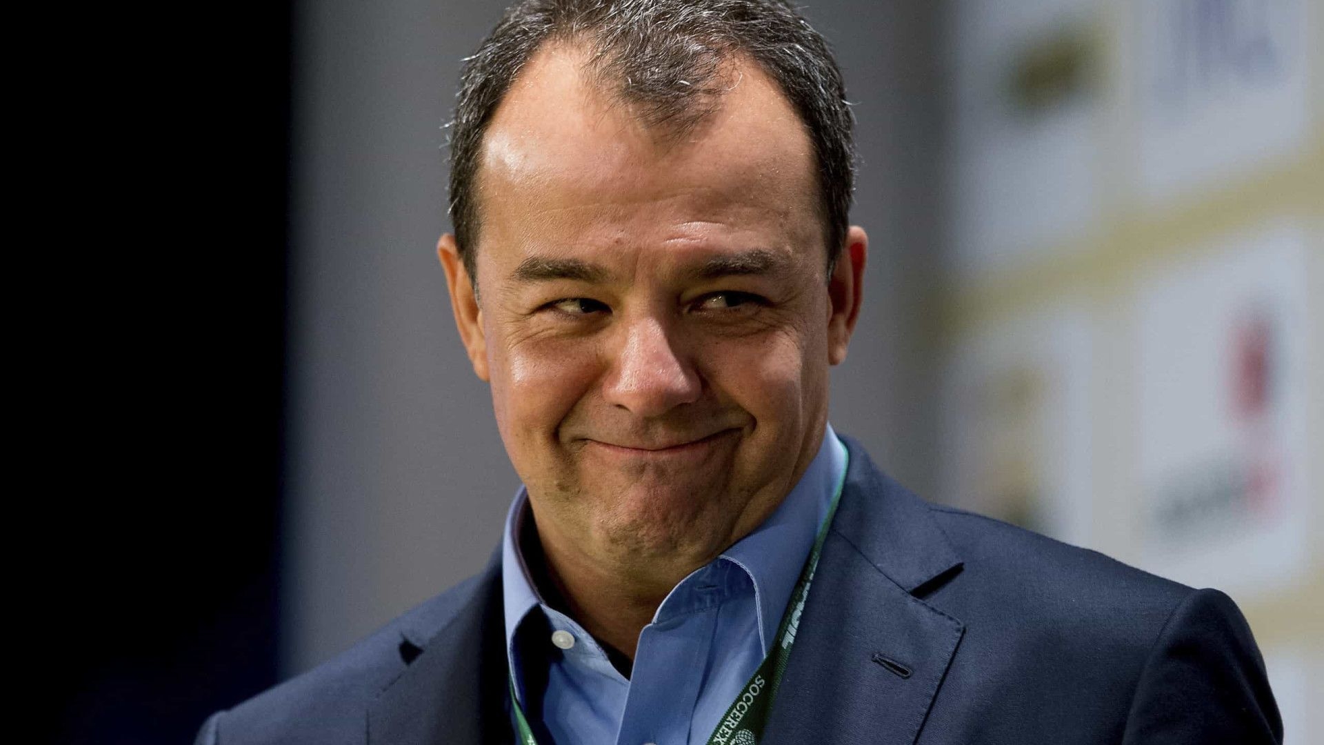 Sérgio Cabral amarga rotina judicial após liberdade e vê candidatura ainda distante