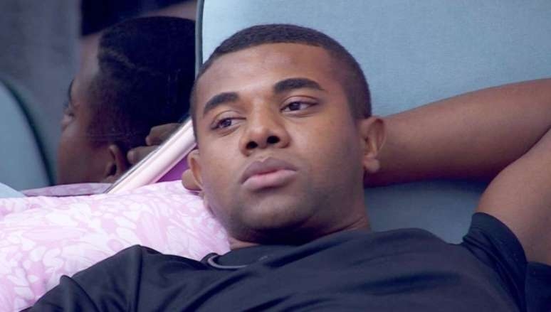 “Não sou viado”: não podemos normalizar gíria homofóbica e intenção agressiva