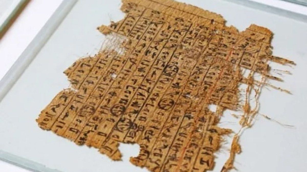 Segredo das pirâmides do Egito revelado em papiros antigos