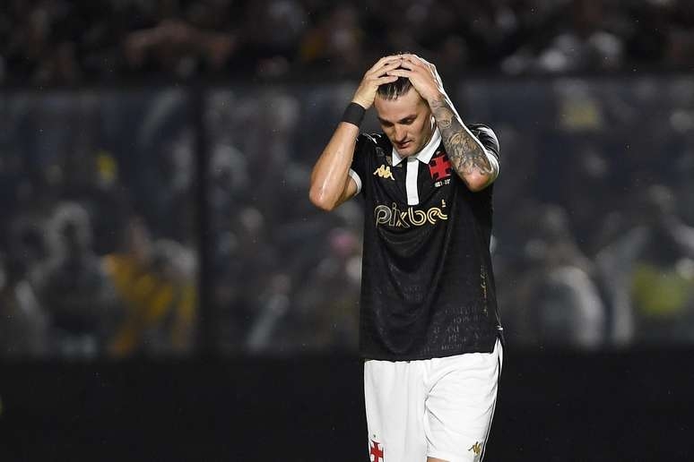 Para se manter fora do Z4, Vasco torce para o São Paulo e se apega em tabu que acompanha Rogério Ceni, técnico do Bahia