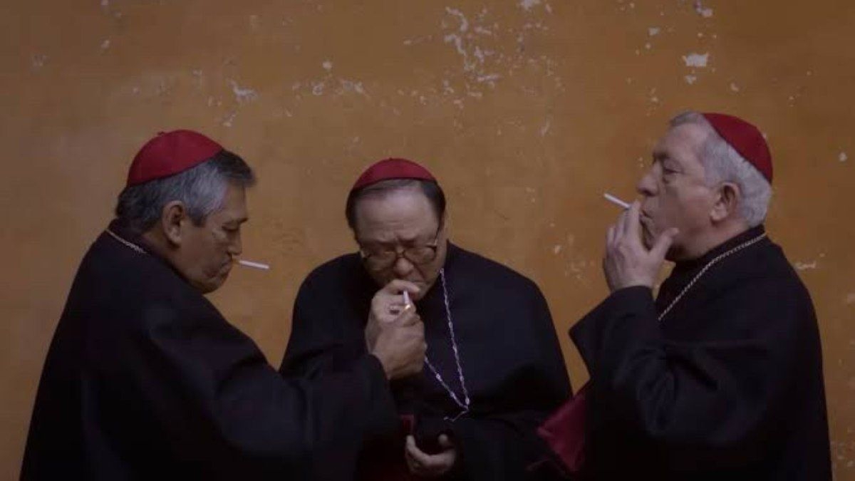 Papas e o Tabaco: A Proibição de Francisco no Vaticano