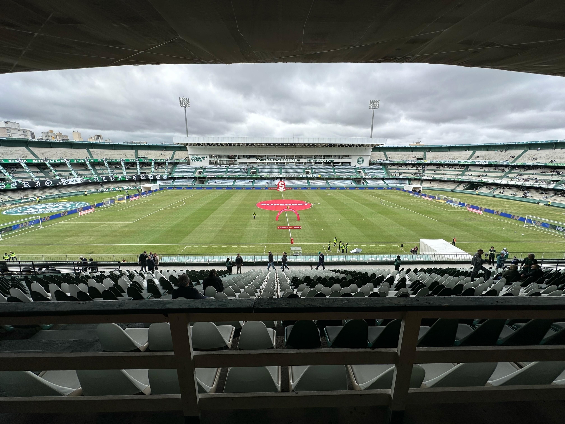 Coritiba enfrenta CRB pela Série B do Brasileiro