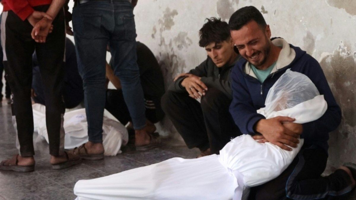 Bombardeios israelenses causam 44 mortes em Gaza neste domingo