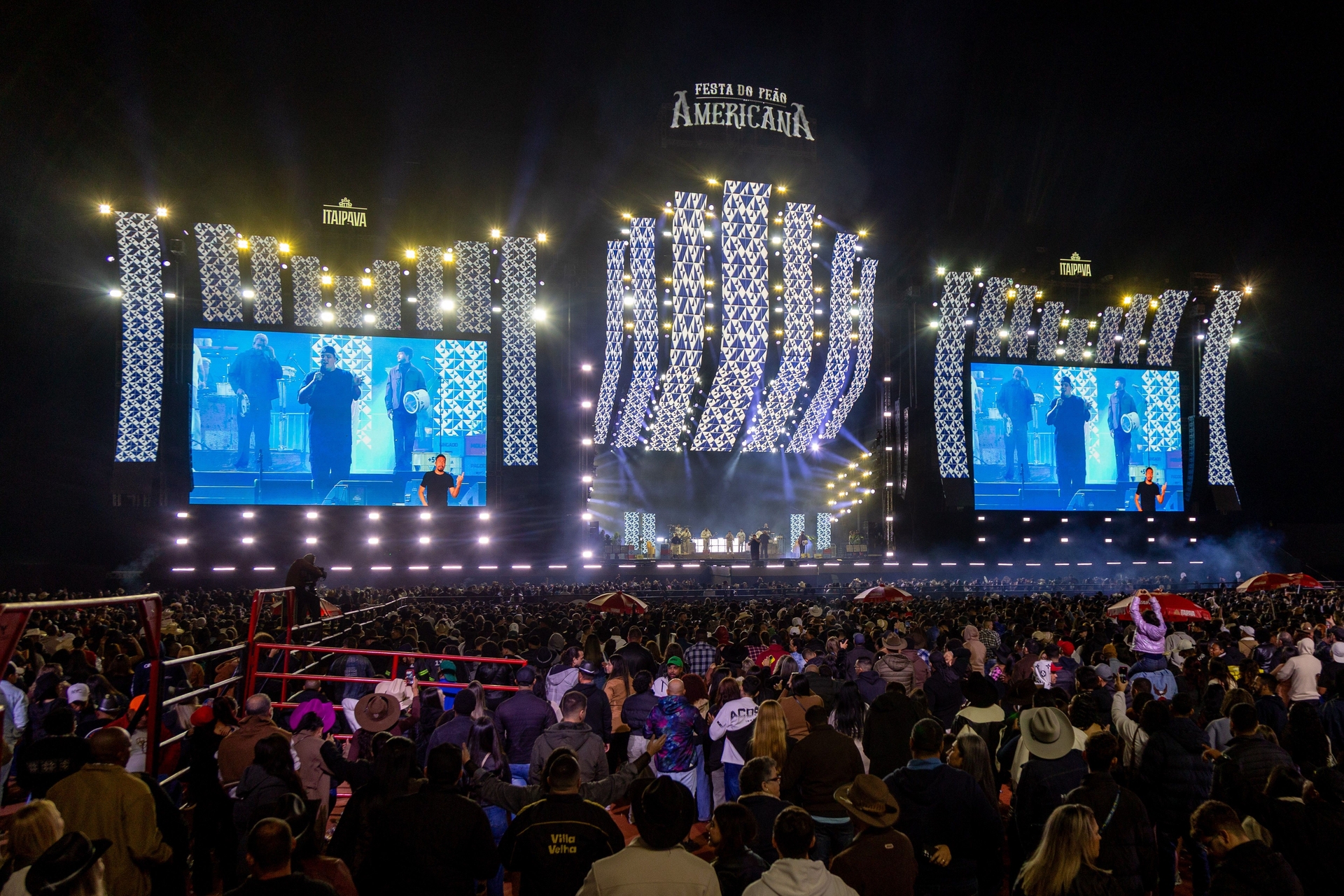 Montaria e música marcam a 4ª noite da Festa de Americana