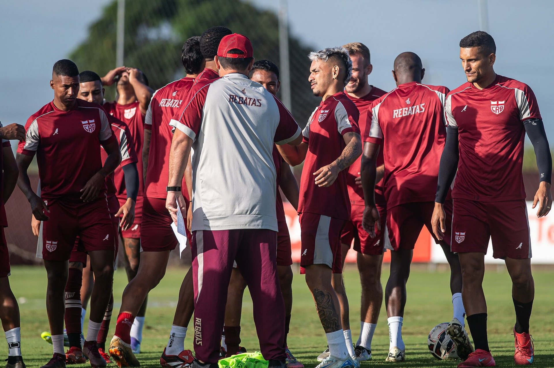 Barroca mantém base da equipe para enfrentar o Paysandu