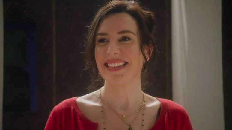 Renée se dá mal e será presa em 'Elas por Elas'