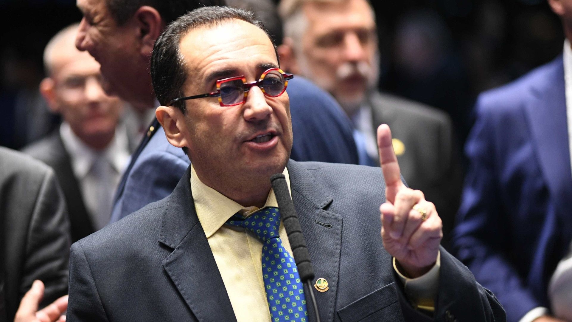 STF torna Kajuru réu por ataques a senador Vanderlan Cardoso