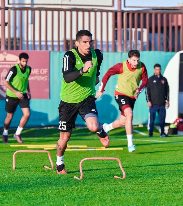 Veja características de Allan, ex-Vasco e possível reforço do Botafogo