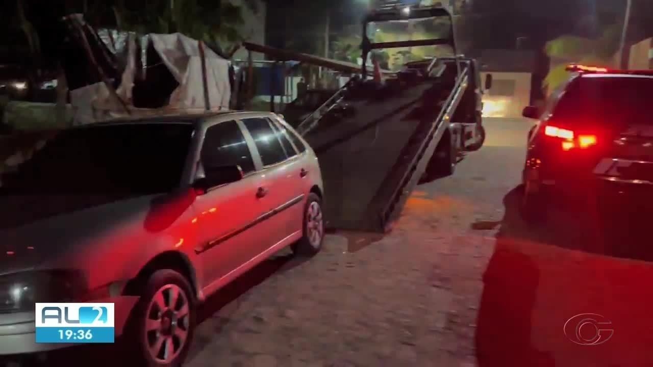 Polícia encontra carro envolvido em atentado na Pajuçara