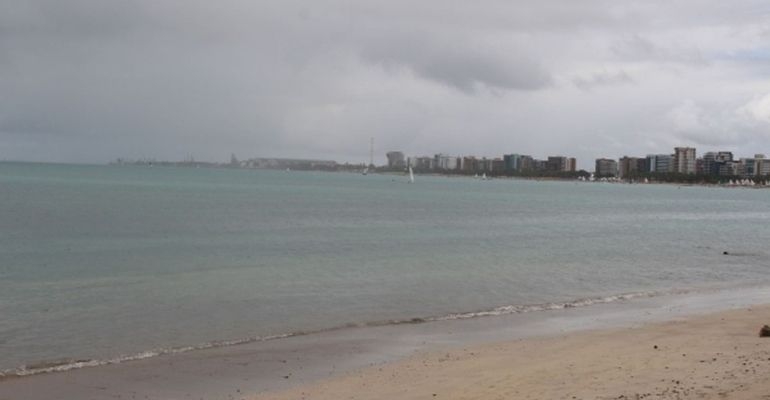 Alerta de pancadas de chuvas e rajadas de ventos é emitido em Alagoas