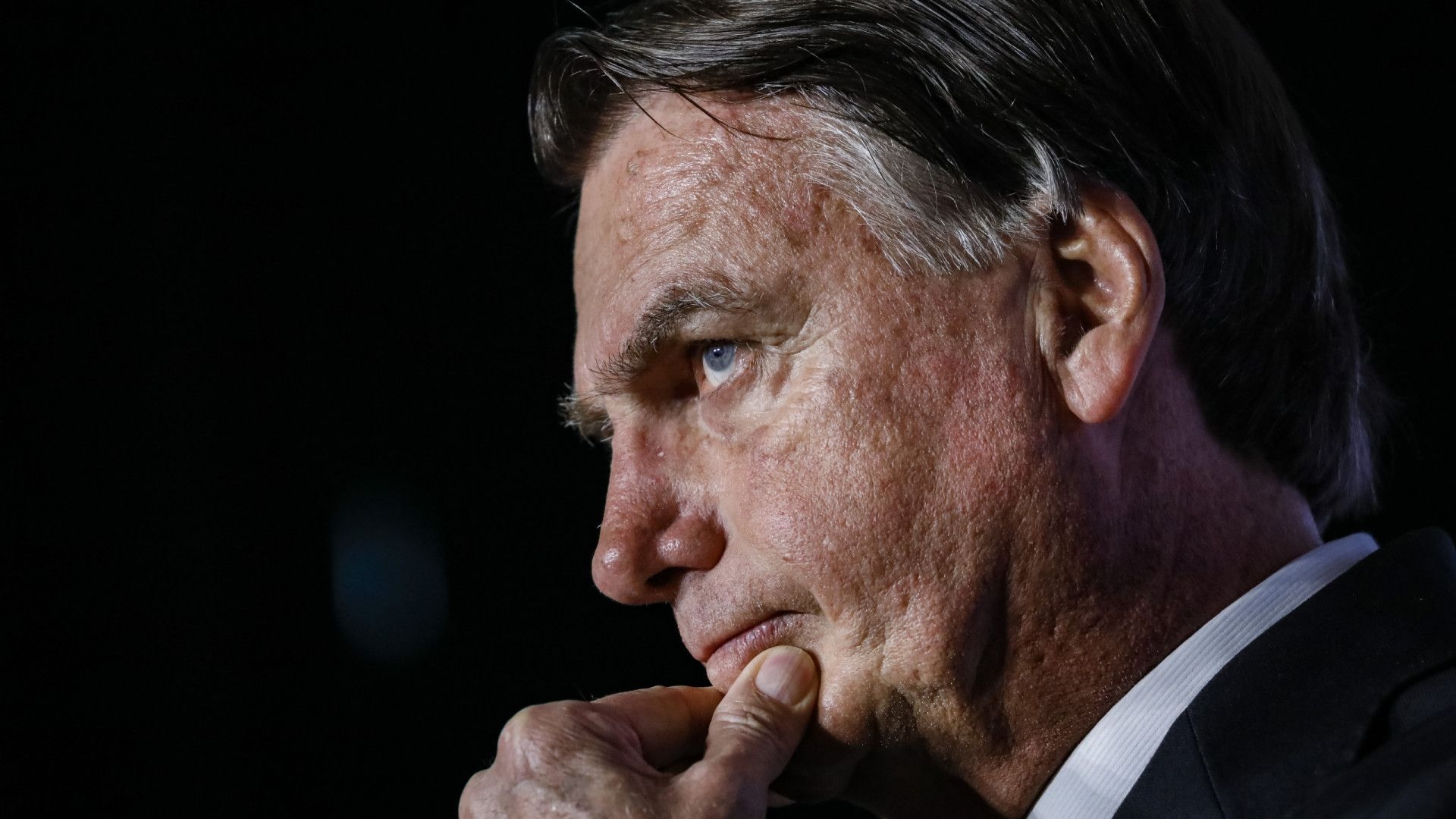 Bolsonaro chega à PF para prestar depoimento sobre 'importunação intencional' de baleia