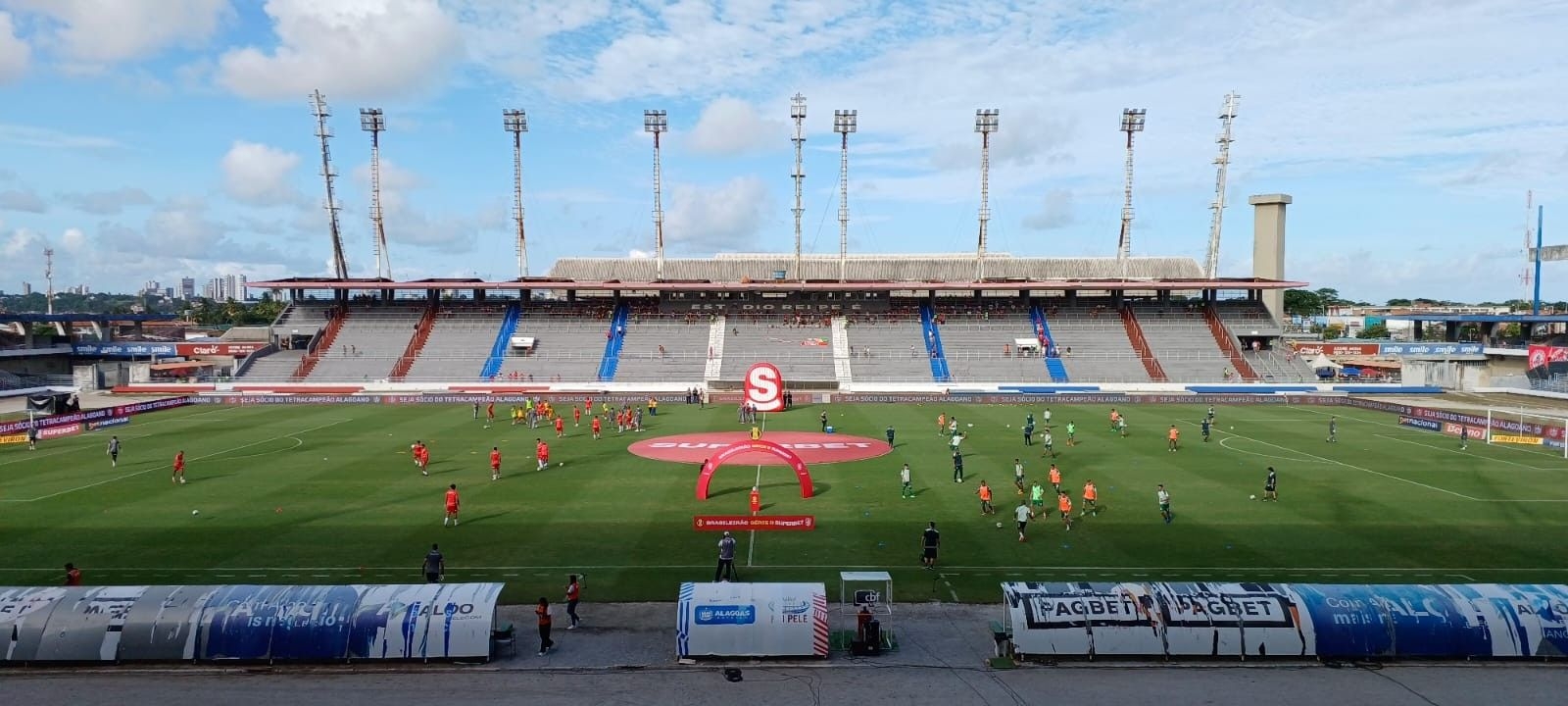 CRB e Criciúma se enfrentam na Série B ao vivo