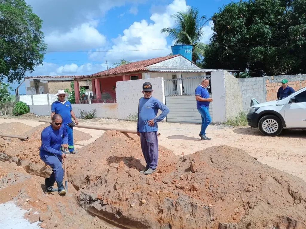 SAAE Penedo trata água e melhora rede de distribuição do Assentamento São José