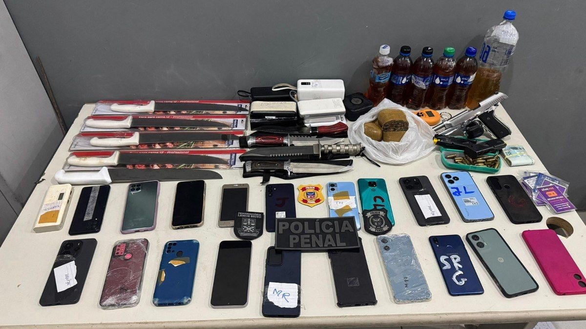 Homem preso por entrar com drogas e armas em presídio