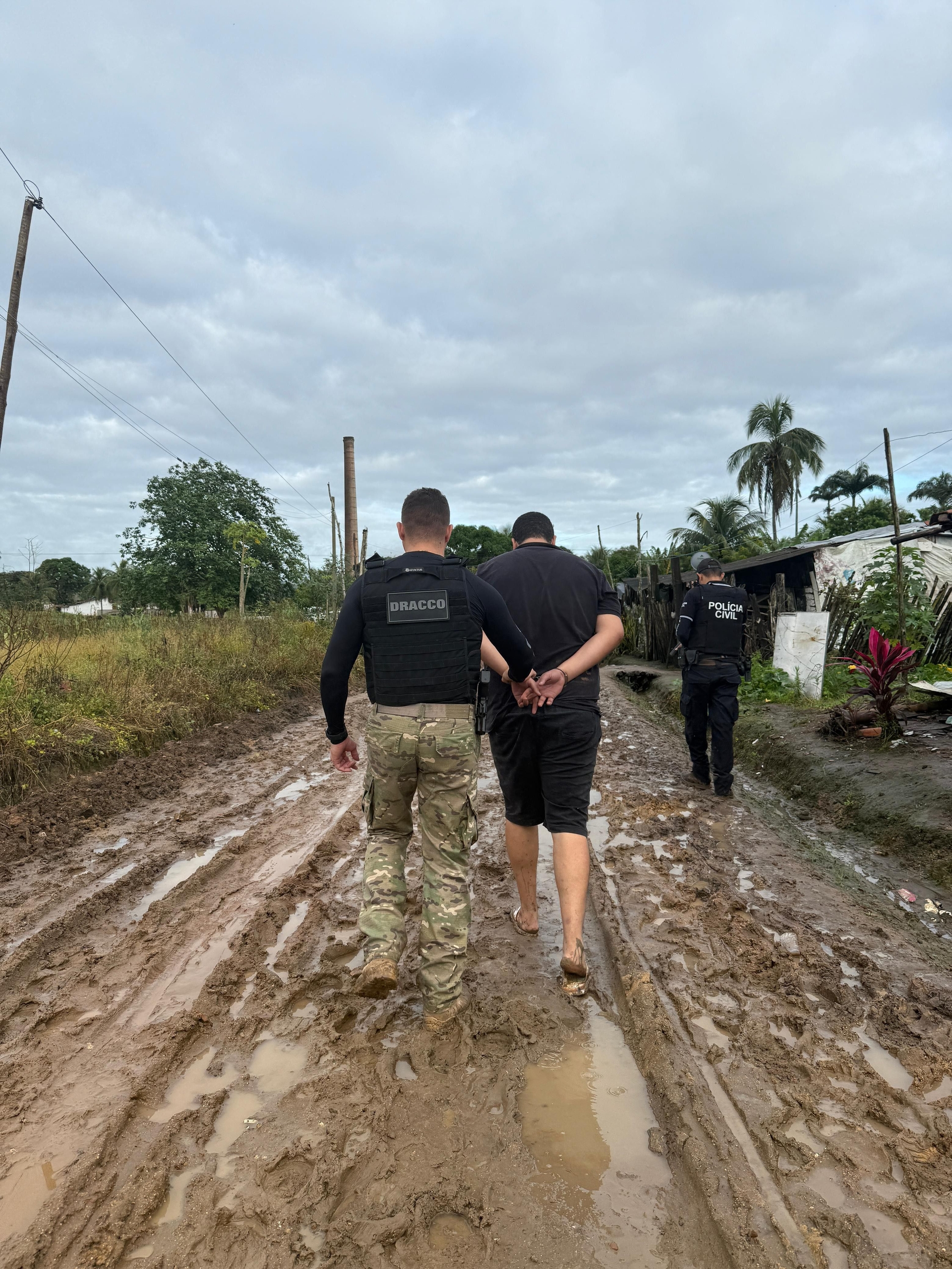 Homem preso por desvio de R$ 400 mil de hotel