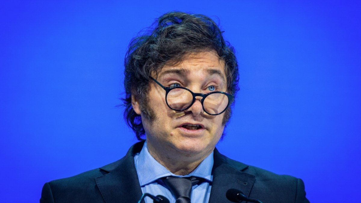 Milei busca acordo com Trump para isenção de visto