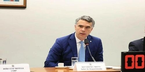 MDB Alagoas quer eleger quatro deputados federais em 2026, diz parlamentar