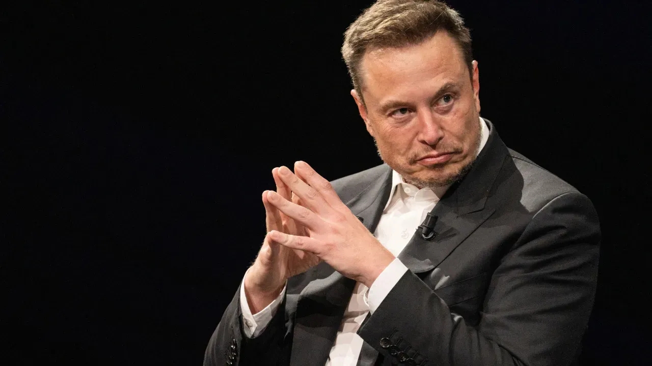Petição no Canadá pede revogação da cidadania de Musk