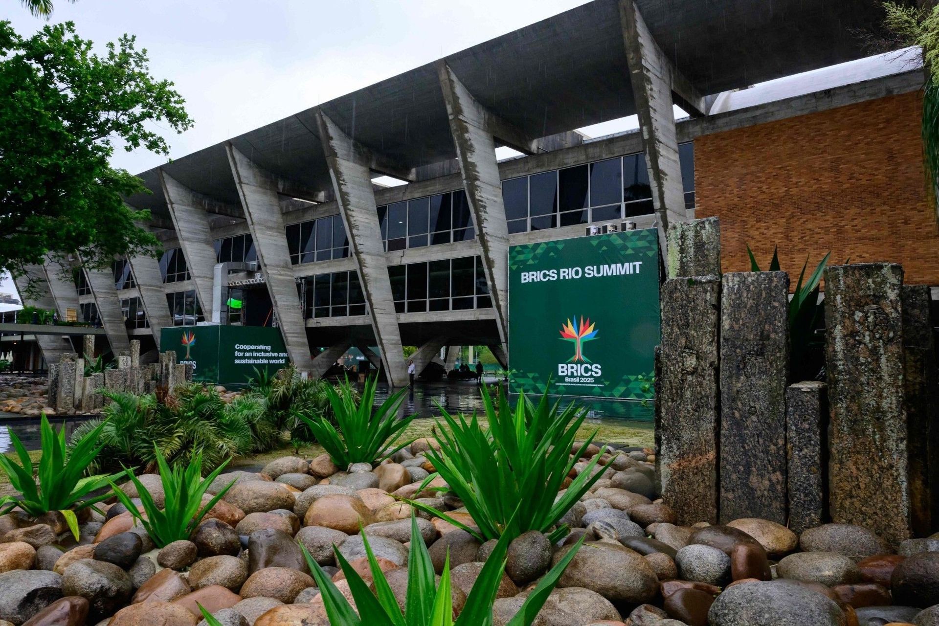 Brics Potencializa Poderio Chinês em Cúpula no Rio