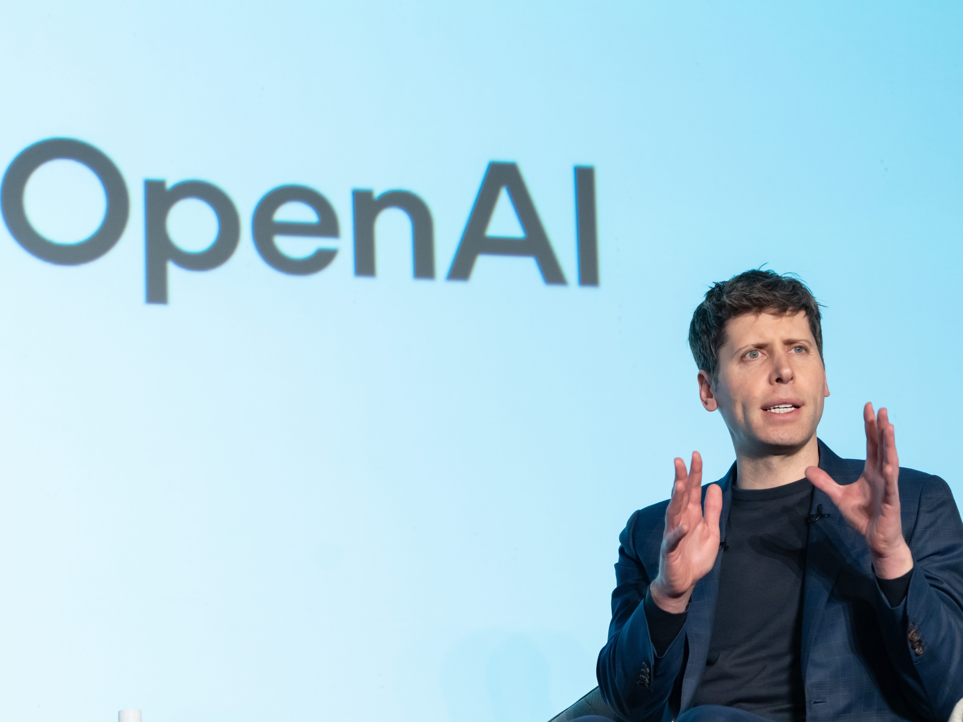 Desafios da OpenAI em Meio à Concorrência Aumentada