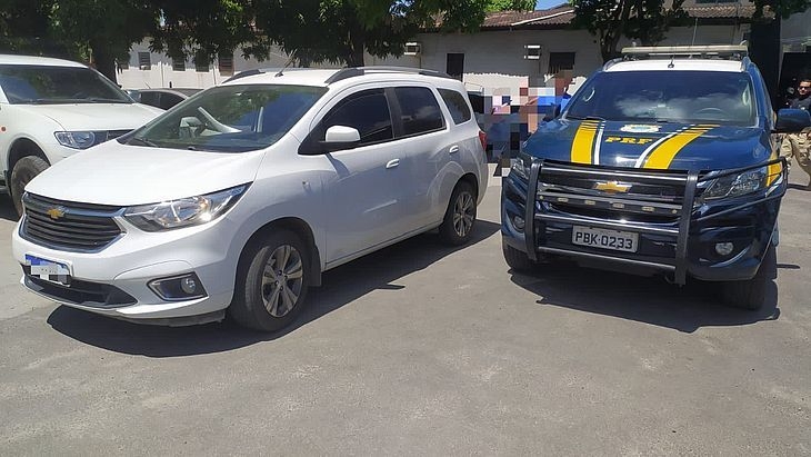 Dois homens são presos por receptação e adulteração de veículo, em Rio Largo