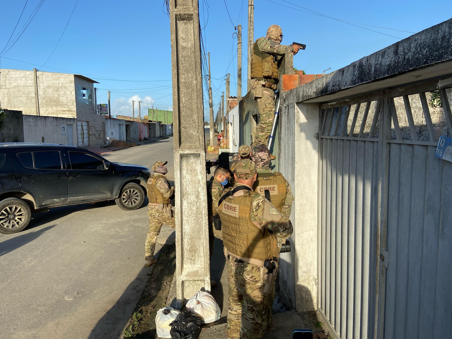 Operação policial prende suspeitos de crimes em Rio Largo