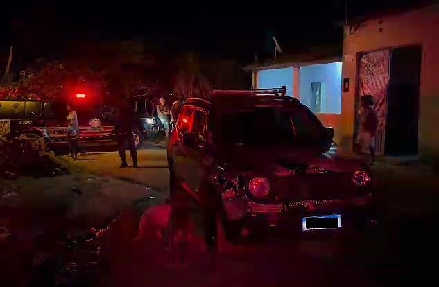 Suspeitos invadem casa, matam homem com tiros na cabeça e deixam dois feridos em Craíbas