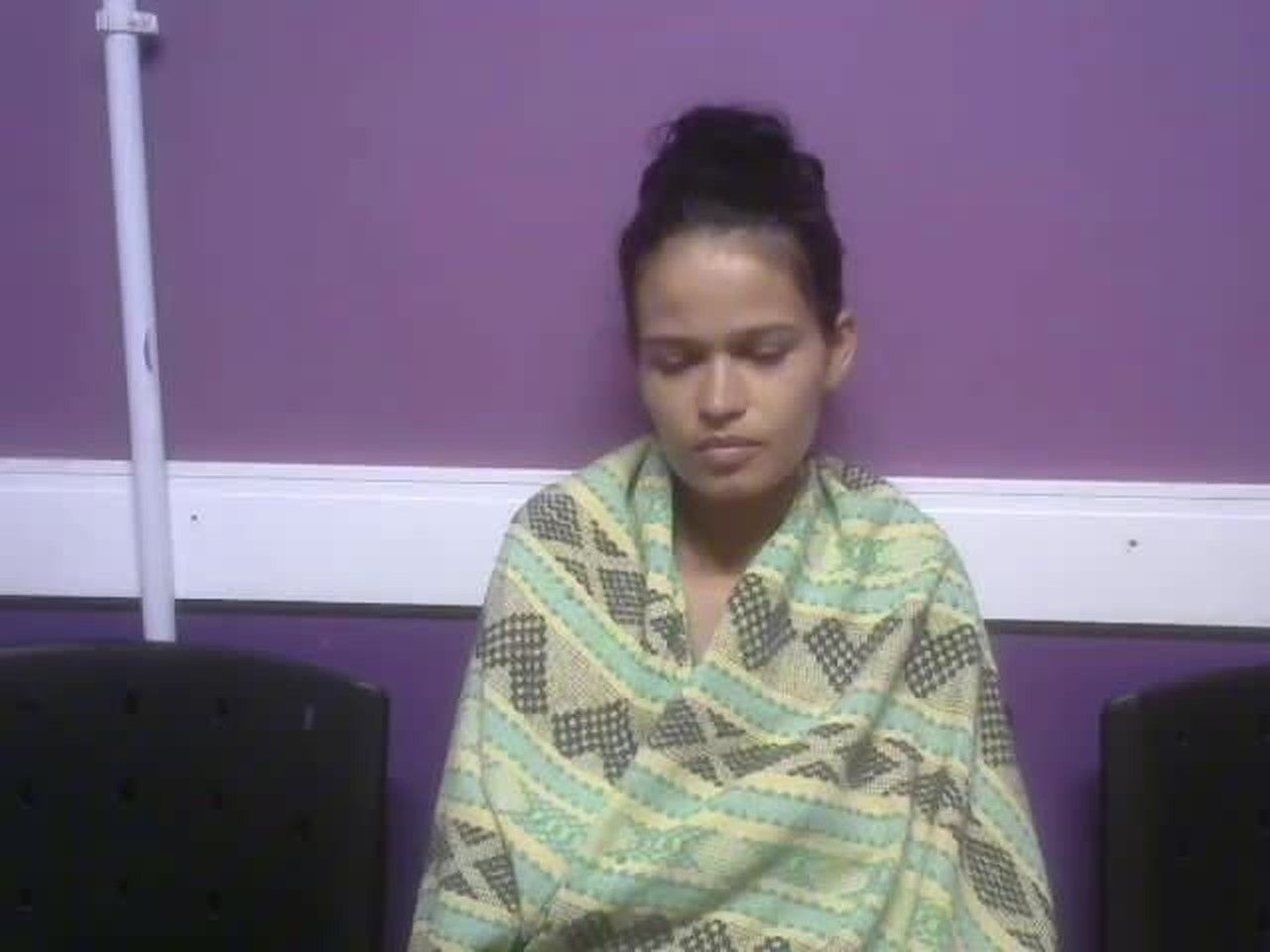 Mãe confessa que corpo de Ana Beatriz ficou no armário