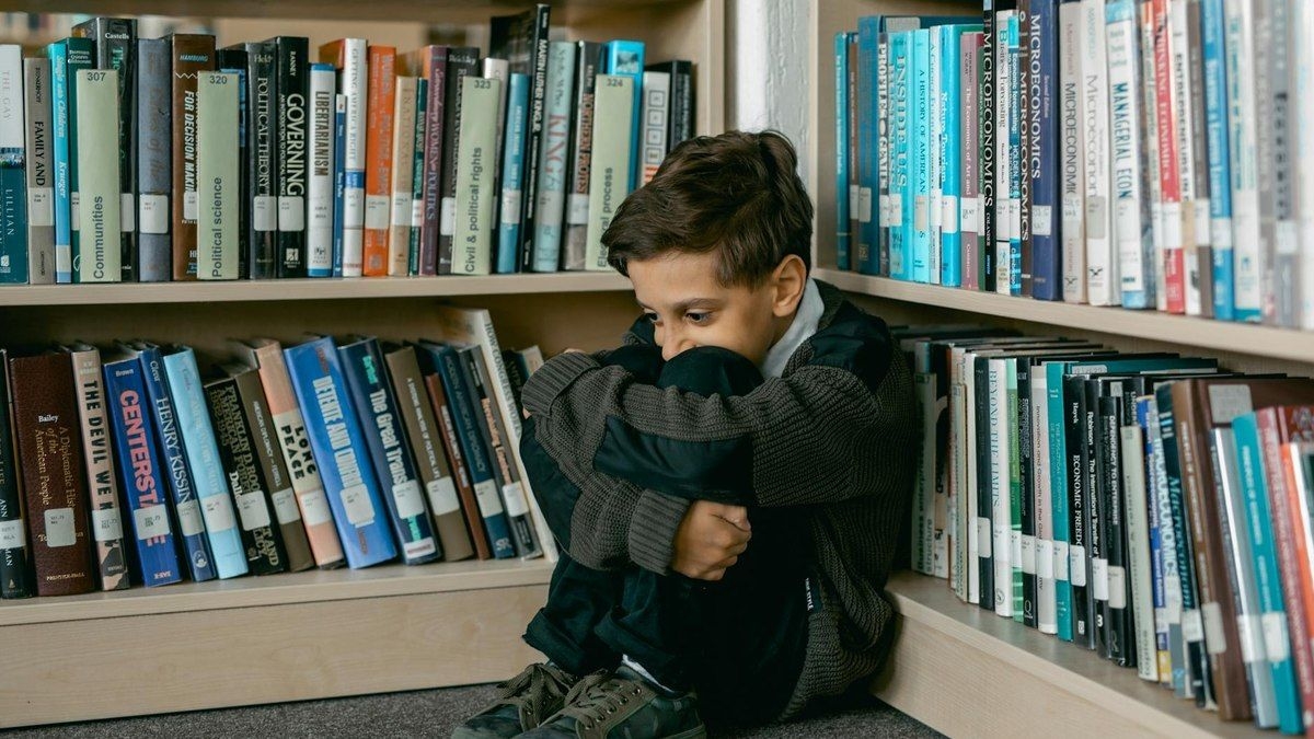 Comunidade Recupera Escola Vandalizada no Parque do Sol