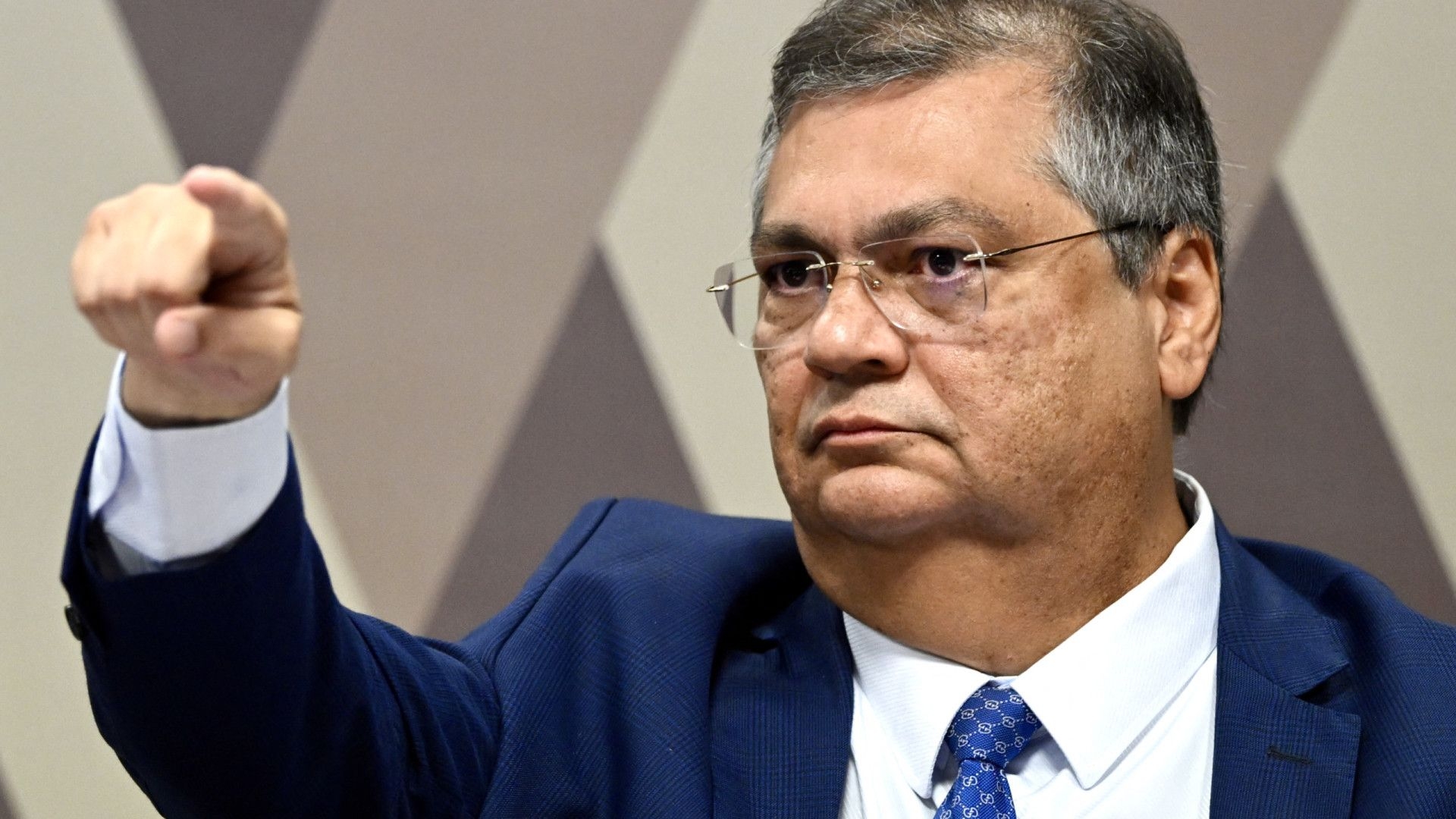Quem chama STF de ativista quer instrumentalizar corte, diz Dino