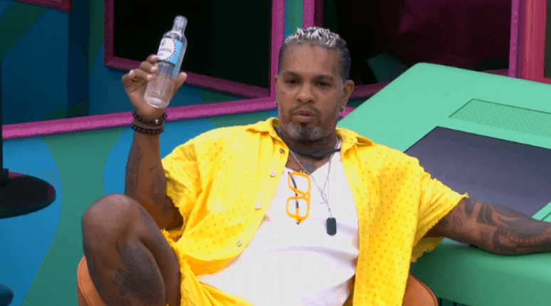 'Fingiu que eu não existia', diz Rodriguinho sobre comportamento de Thiaguinho durante festa no BBB