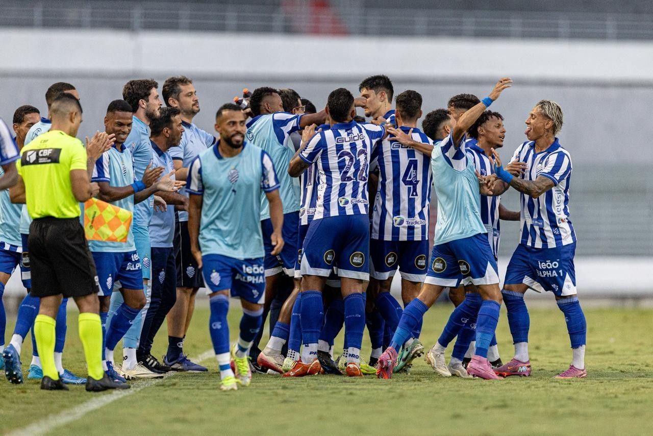 CSA vence Atlético-BA na estreia da Série D por 3 a 0