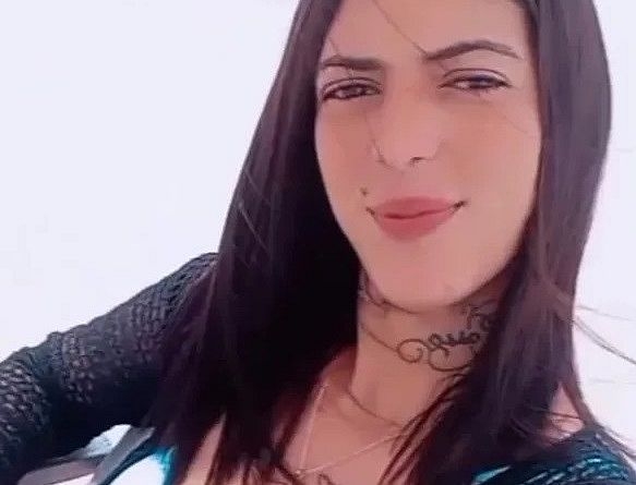 Polícia investiga morte de mulher baleada na cabeça em Maceió; filho criança sobreviveu