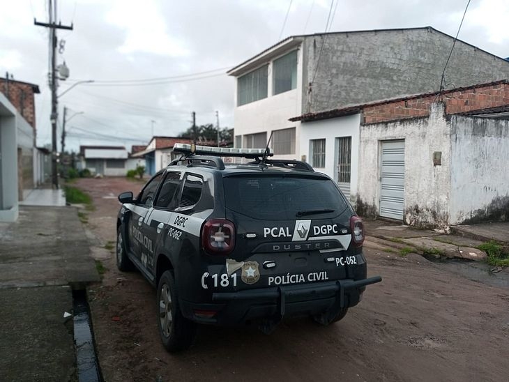 Suspeito de invadir casa e matar jovem que namorava a ex-mulher é preso em Maceió