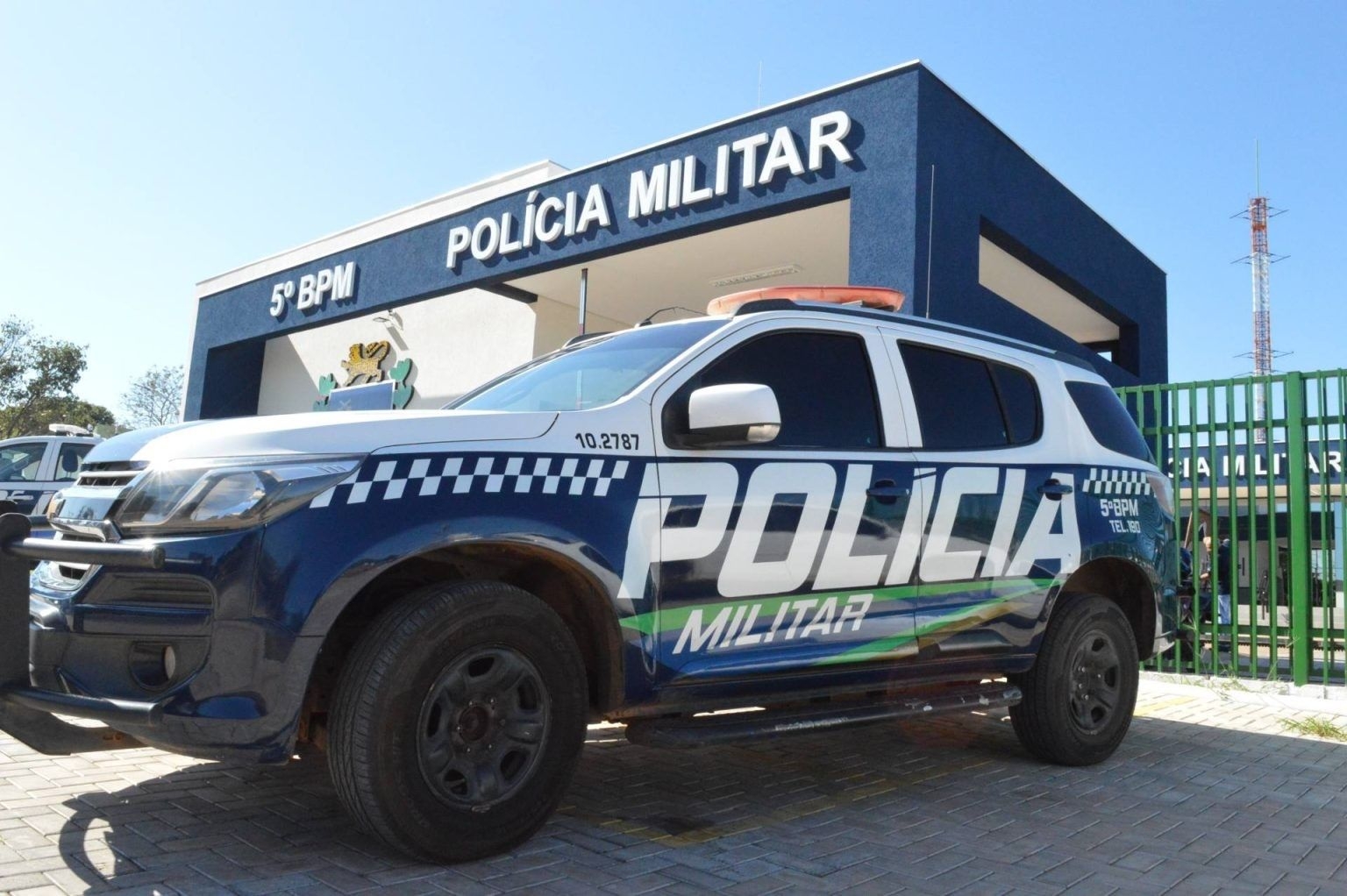 Dupla é morta após executar pai com bebê no colo em MS