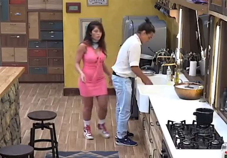 A Fazenda | Nadja e André pedem desculpas um pro outro e fazem as pazes