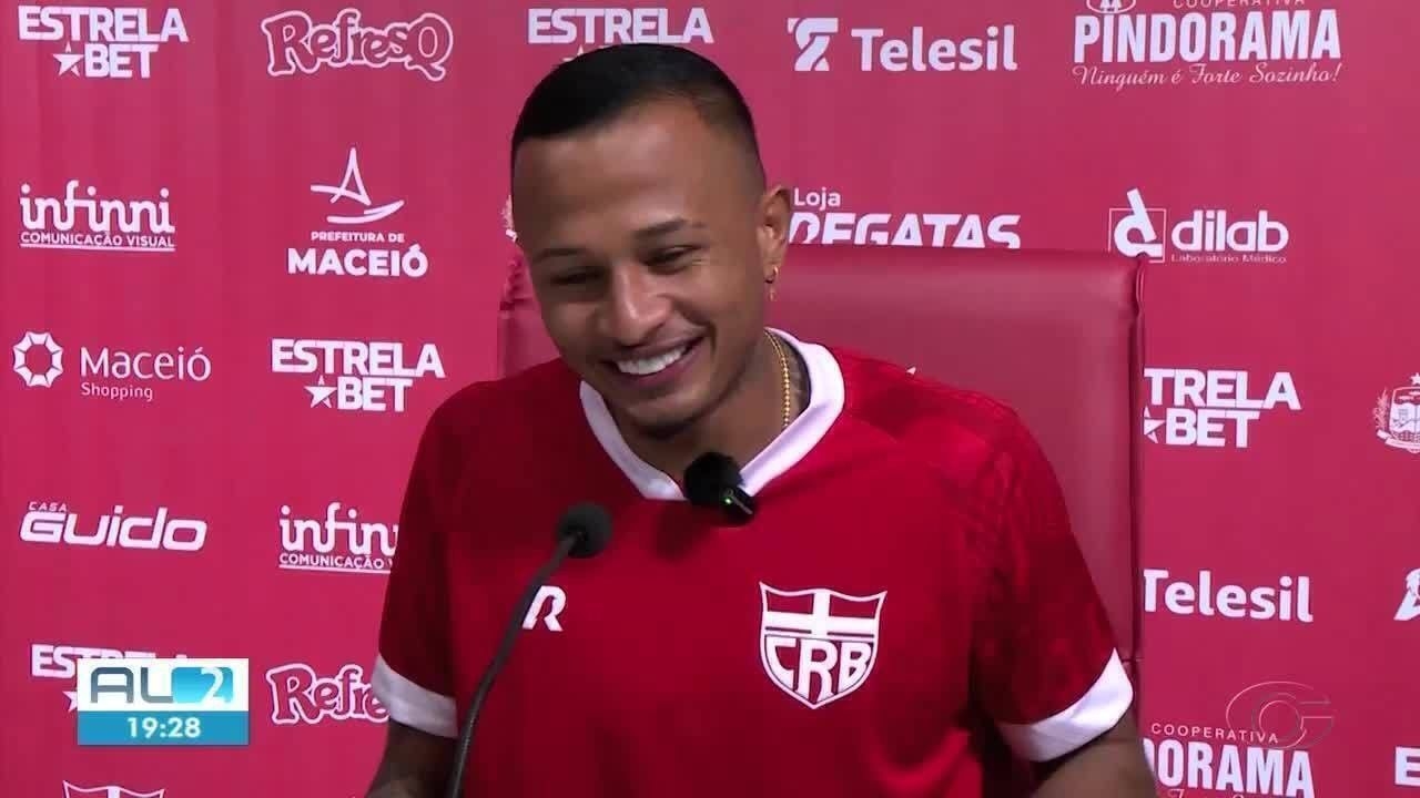 CRB empresta Léo Pereira para o Vitória até 2025