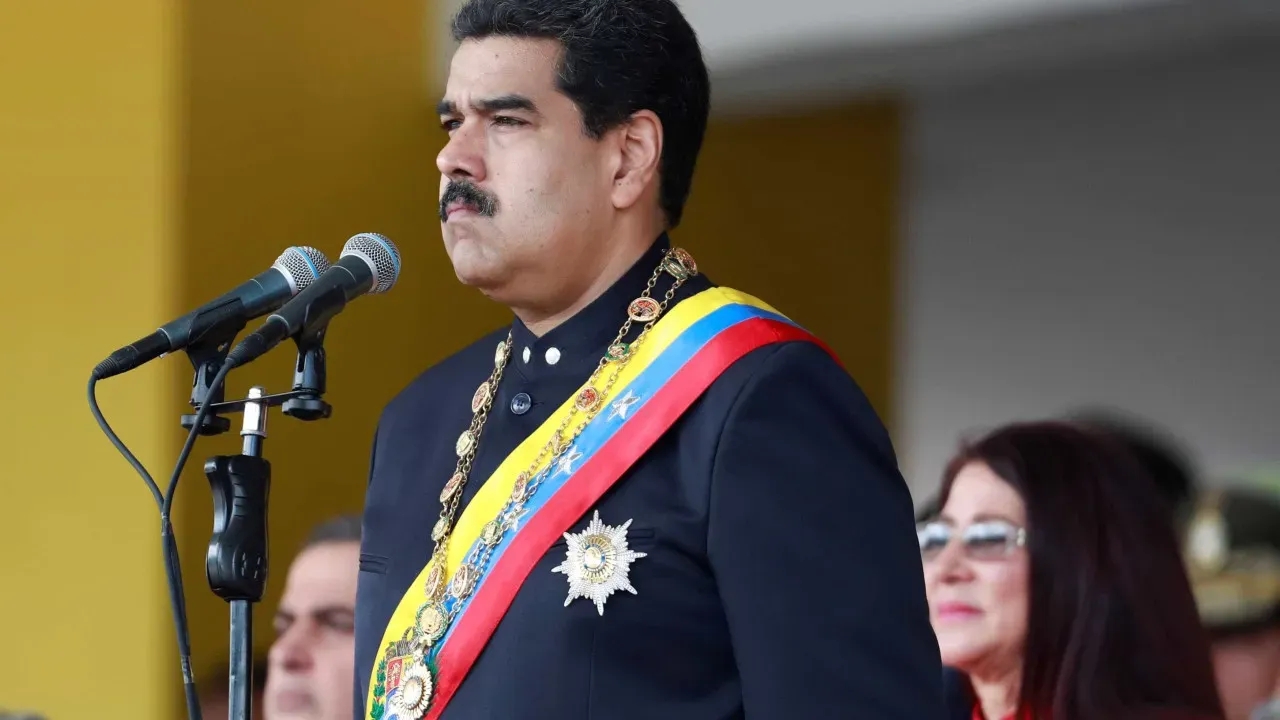Maduro garante diálogo e descarta crise com o Brasil