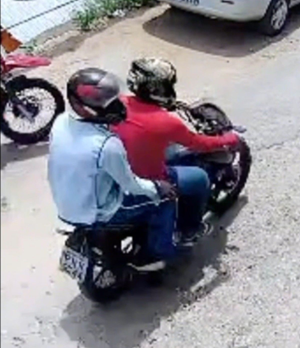 Polícia divulga vídeo de suspeitos de atentado em Maceió