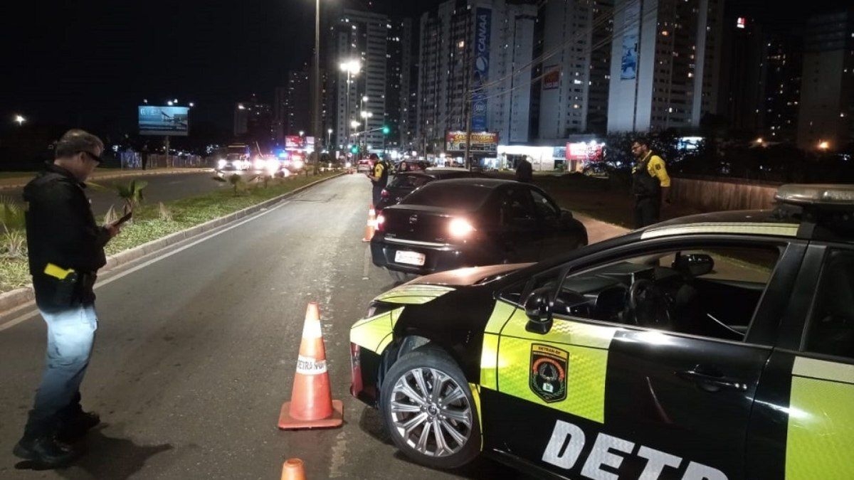 Detran-DF fiscaliza 650 veículos em operação no DF