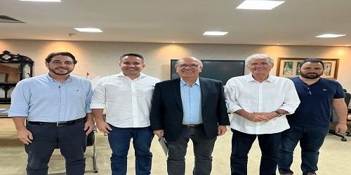 Qual a função precípua da política: Construir ou desconstruir?