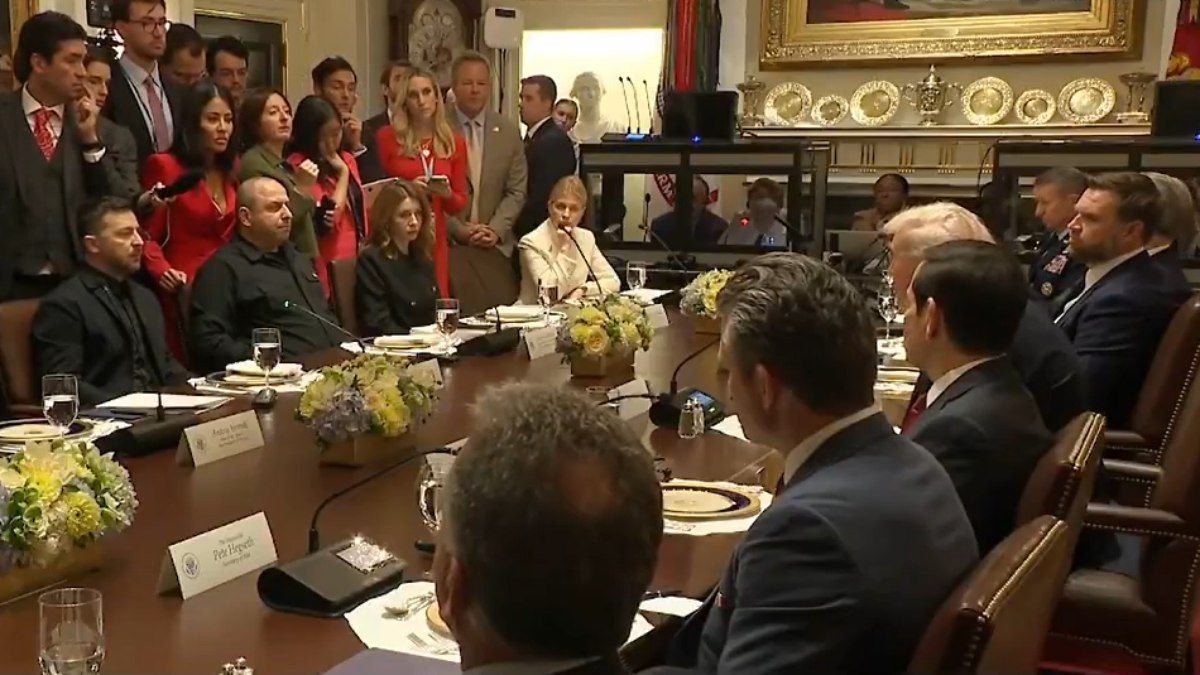 Trump desconversa sobre pedido de Zelensky por mísseis