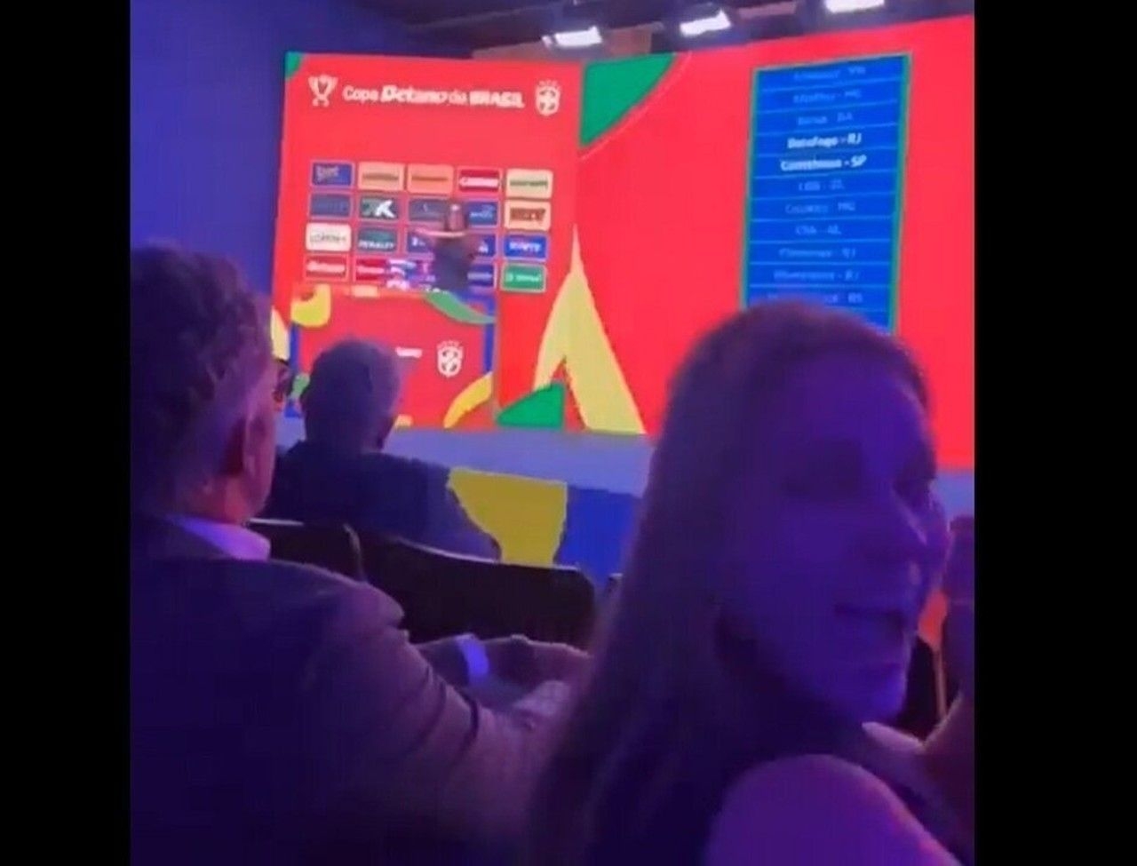 CSA enfrenta Vasco na Copa do Brasil e presidente viraliza